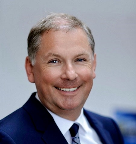 Dirk Naumann