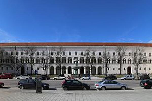 Maximilian Universität München