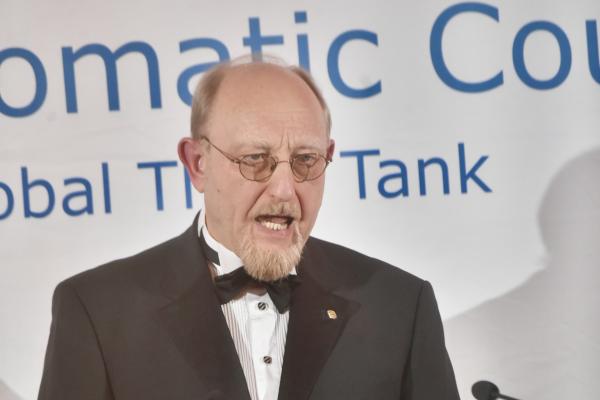 Dr. Heinrich Kraft