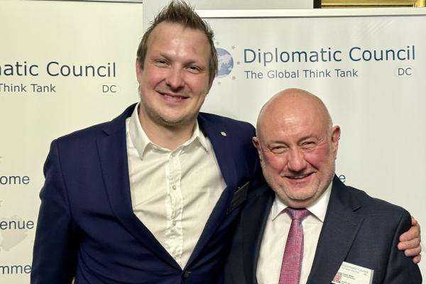 Dr. Daniel Trauth und Harald Müller